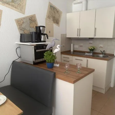 Auf Grosser Fahrt Strandnah, Wlan, Terrasse, Hunde Willkommen Tossens